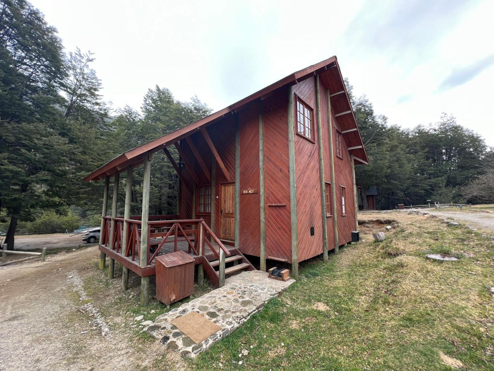 Puerto Bertrand Green Baker Lodge מראה חיצוני תמונה