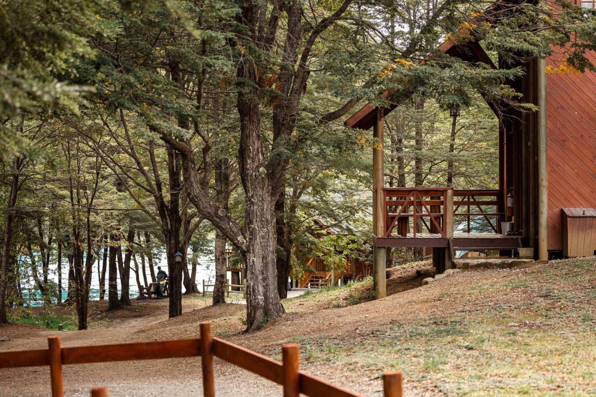 Puerto Bertrand Green Baker Lodge מראה חיצוני תמונה